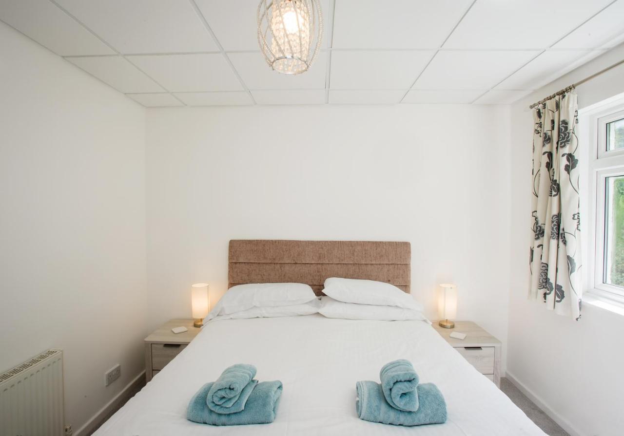 Harbour Apartment At 6 Dolphin Court With Parking Brixham Kültér fotó